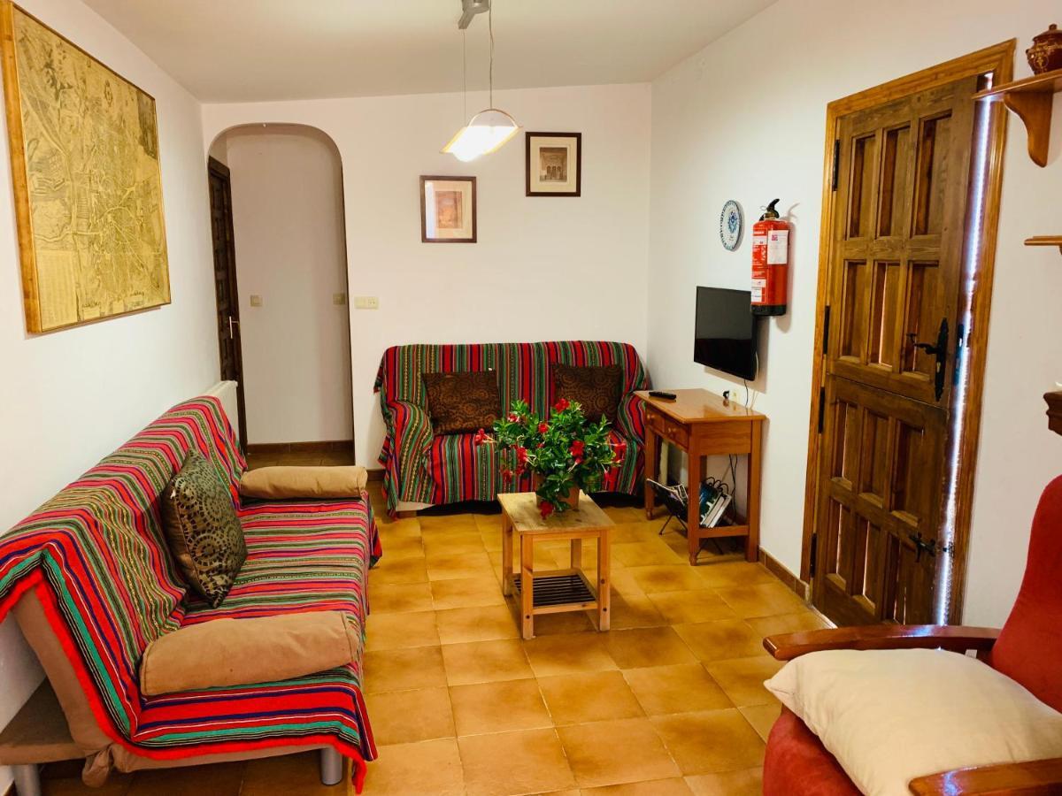 Barranco De La Salud Pensionat Laroles Eksteriør billede